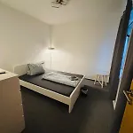 Basic-privat-zimmer In Der Innenstadt Würzburg