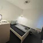 Basic-privat-zimmer In Der Innenstadt Kwatera prywatna Würzburg