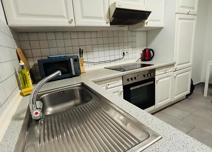 Basic-privat-zimmer In Der Innenstadt Würzburg