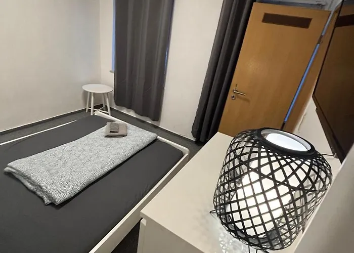 منزل للإقامة Basic-privat-zimmer In Der Innenstadt